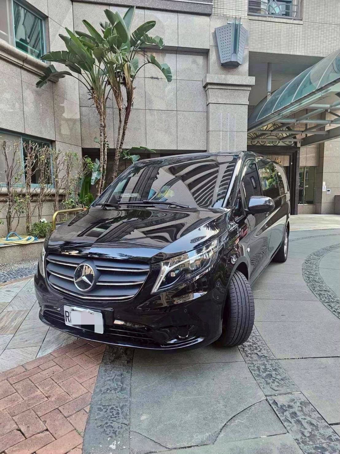 Mercedes 商務車